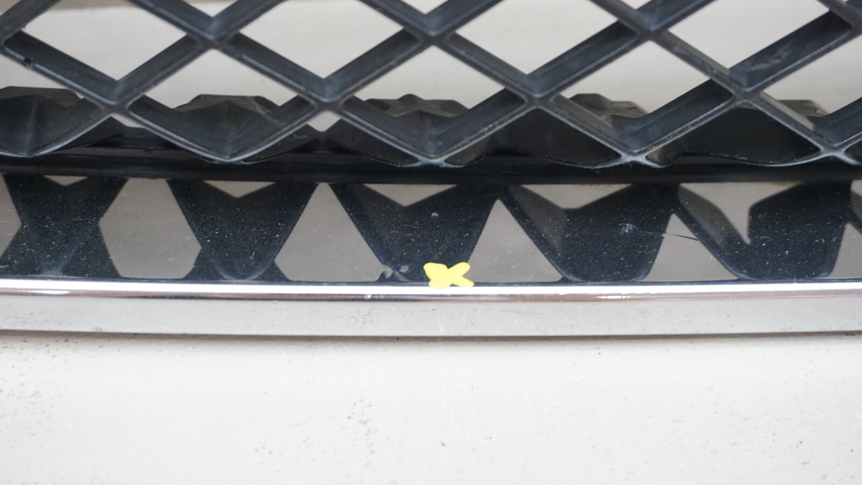 2007-2013 CHEVROLET TAHOE SUBURBAN AVALANCHE FRONT LOWER GRILLE OEM 15835084