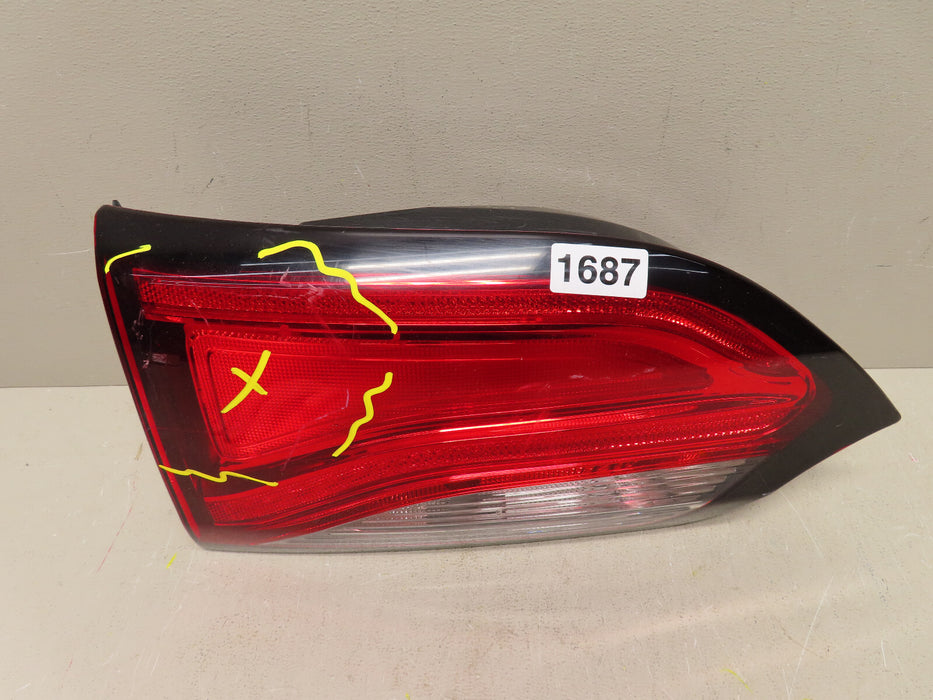 2017-2022 CHRYSLER PACIFICA RIGHT PASSENGER INNER TAIL LIGHT LAMP OEM 6003TA0340