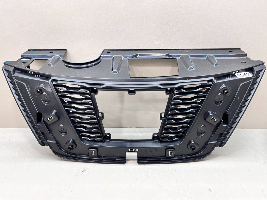 2017-2018 NISSAN ROGUE UPPER FRONT BUMPER GRILLE GRILL OEM