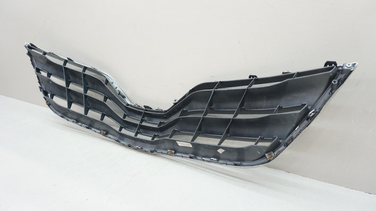 2010-2011 TOYOTA CAMRY FRONT BUMPER GRILLE OEM 53101-06070