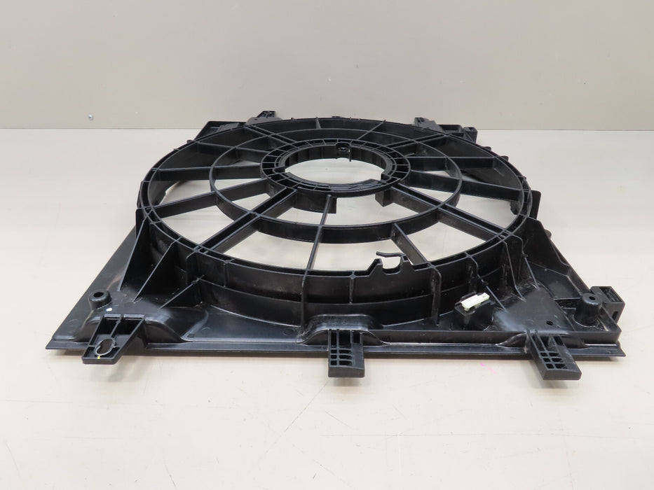 2018-2021 CHEVROLET EQUINOX FRONT RADIATOR COOLINF FAN SHUTTER OEM 85109720