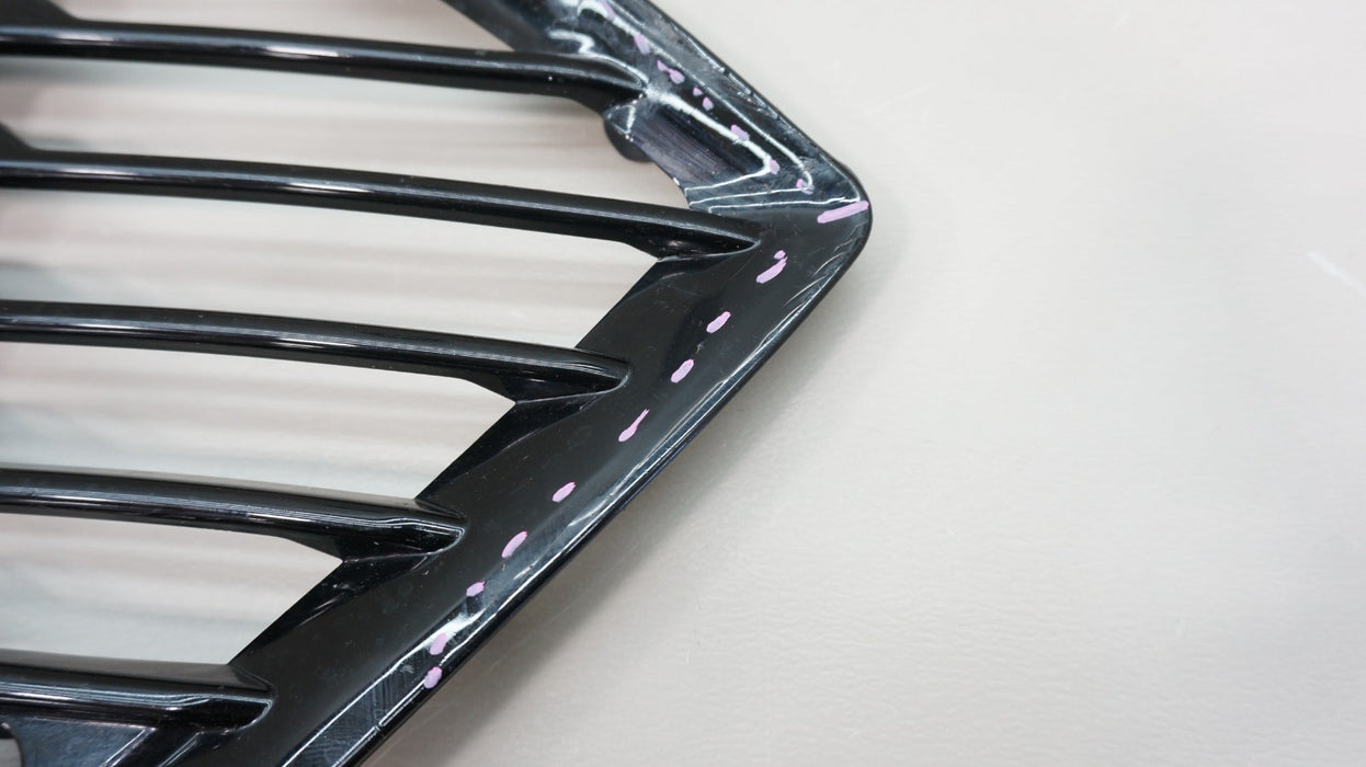 2022-2025 VOLVO XC60 FRONT RIGHT PASSENGER SIDE GRILLE TRIM OEM 32234964