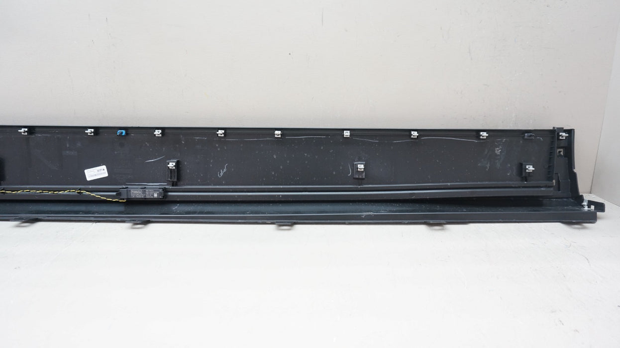 2021-2024 FORD MUSTANG MACH-E RIGHT ROCKER PANEL SKIRT COVER LJ8B-R10154 OEM