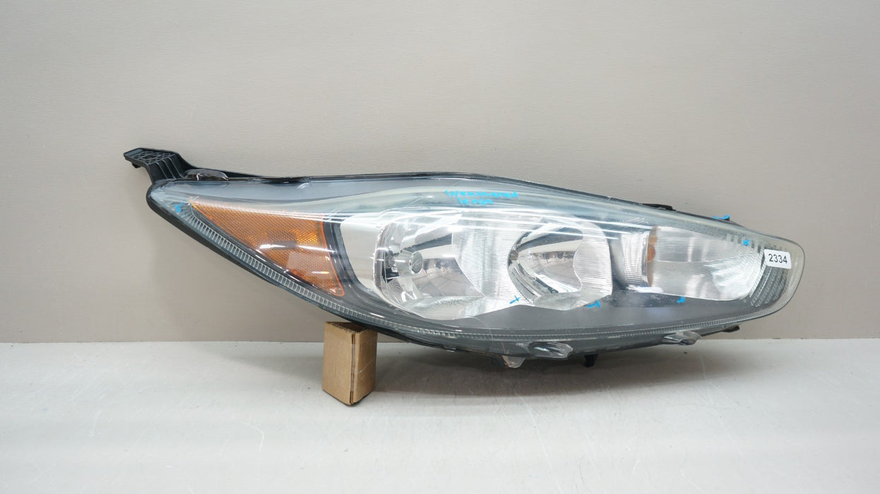 2014-2019 FORD FIESTA FRONT RIGHT PASSENGER SIDE HEADLIGHT HALOGEN OEM