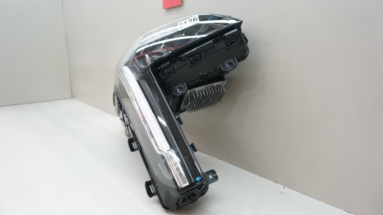 2019-2023 CADILLAC XT4 FRONT RIGHT PASSENGER SIDE LED HEADLIGHT OEM