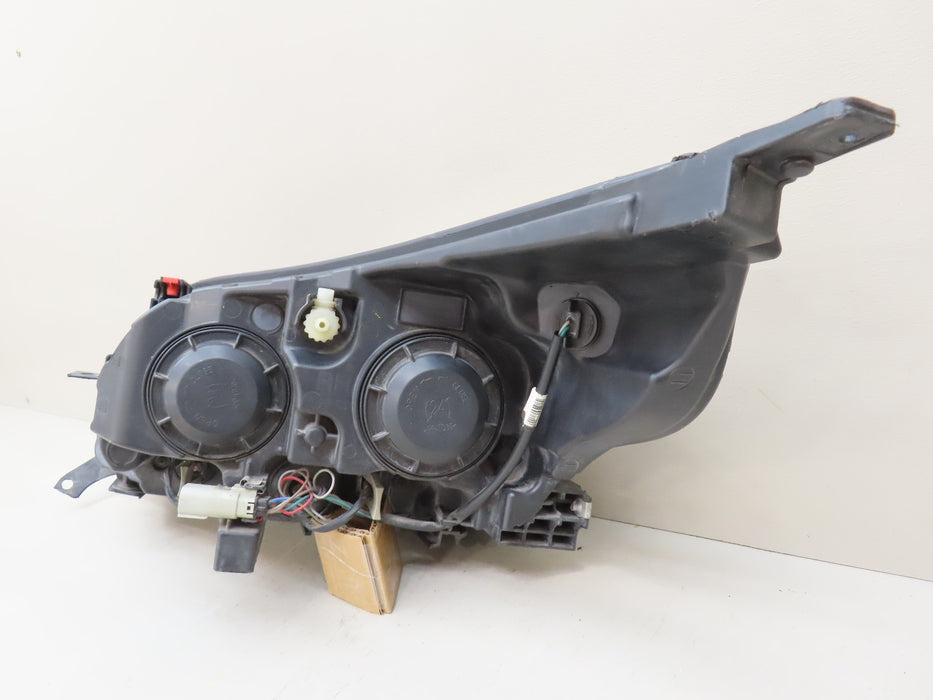2013-2015 CHEVROLET MALIBU FRONT RIGHT PASSENGER SIDE HEADLIGHT OEM 9336