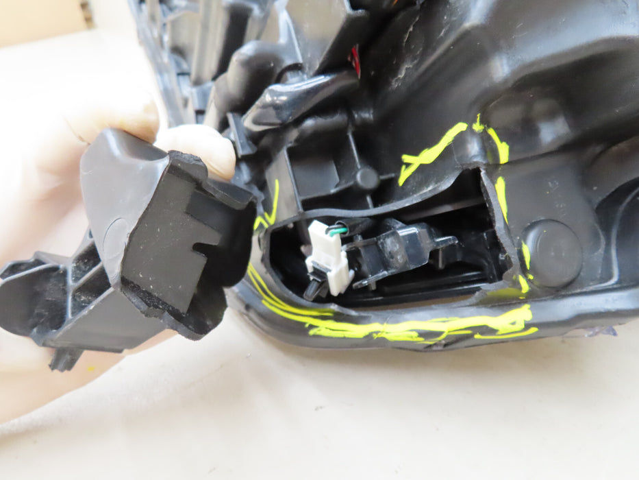 2019 2020 NISSAN ALTIMA FRONT RIGHT PASSENGER HEADLIGHT CAPA