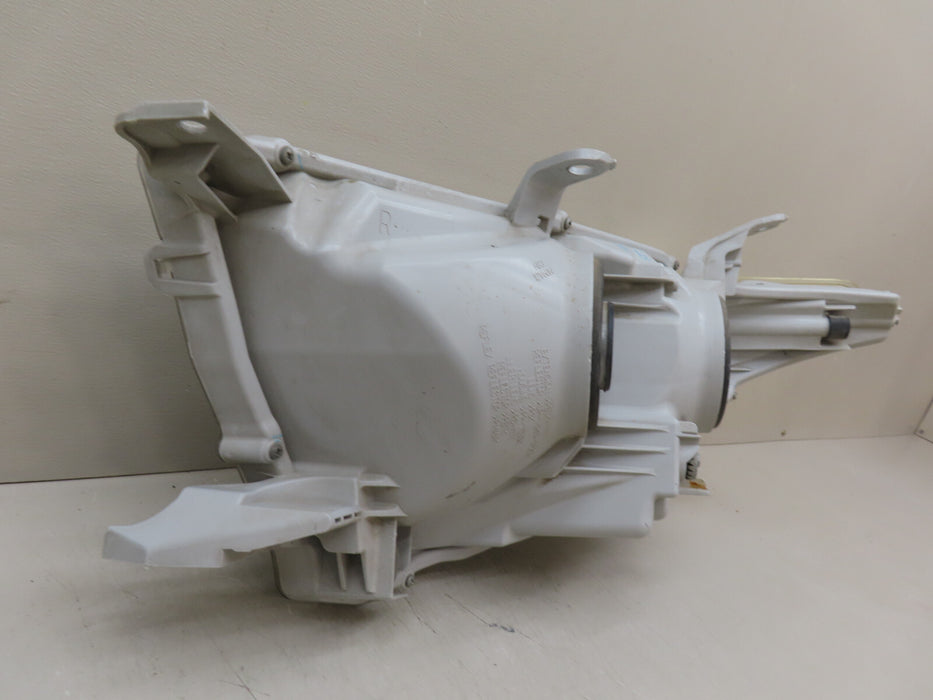 2011-2013 TOYOTA HIGHLANDER FRONT RIGHT PASSENGER SIDE HEADLIGHT OEM