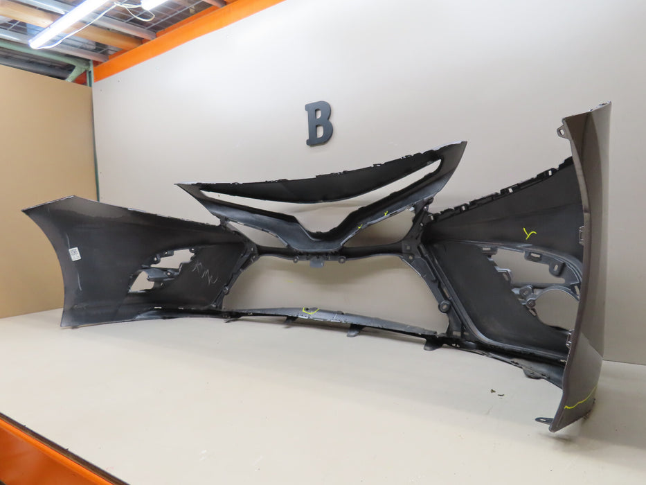 2018 2019 2020 TOYOTA CAMRY FRONT BUMPER COVER OEM