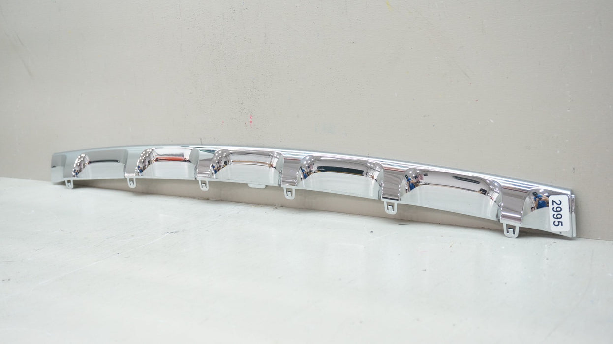 2022-2025 JEEP GRAND CHEROKEE CENTER GRILLE CHROME MOLDING 6YX34LS1AB OEM