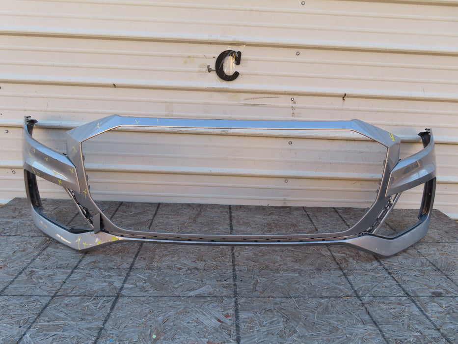 2018 2019 2020 2021 AUDI Q8 FRONT BUMPER COVER OEM 4M8.807.437