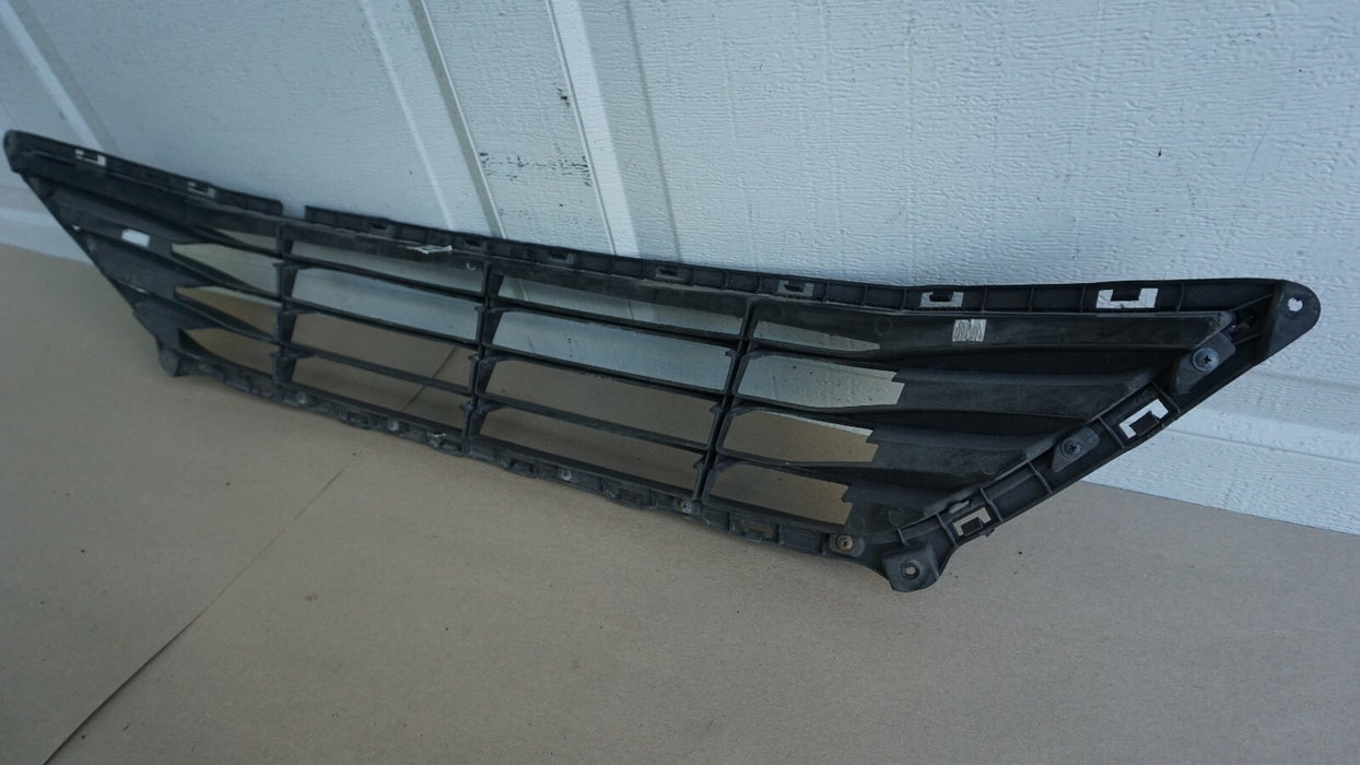 2011-2015 HYUNDAI ELANTRA FRONT RADIATOR GRILL GRILLE ASSEMBLY 86580-3Y000 OEM