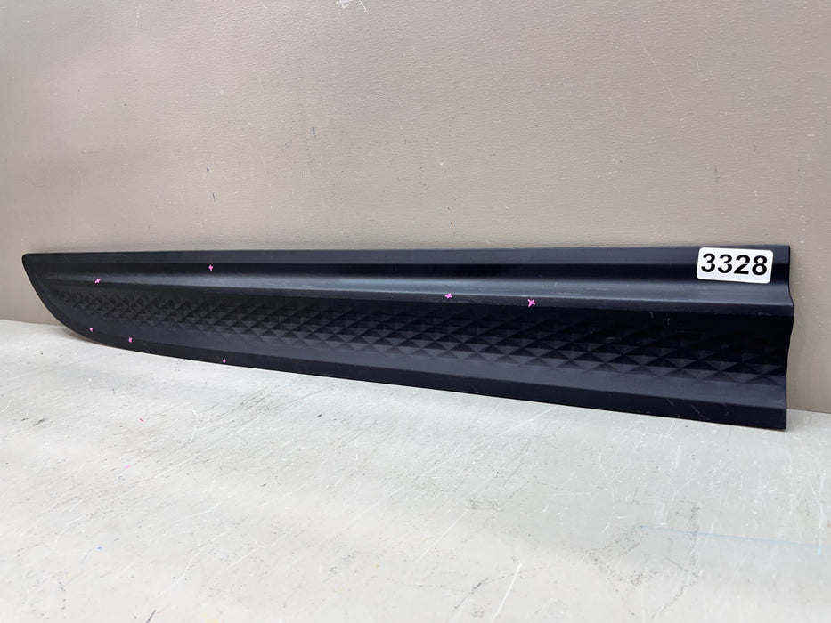 2019-2024 PORSCHE MACAN RH FRONT DOOR LOWER MOLDING TRIM 95B.837.890.1R OEM