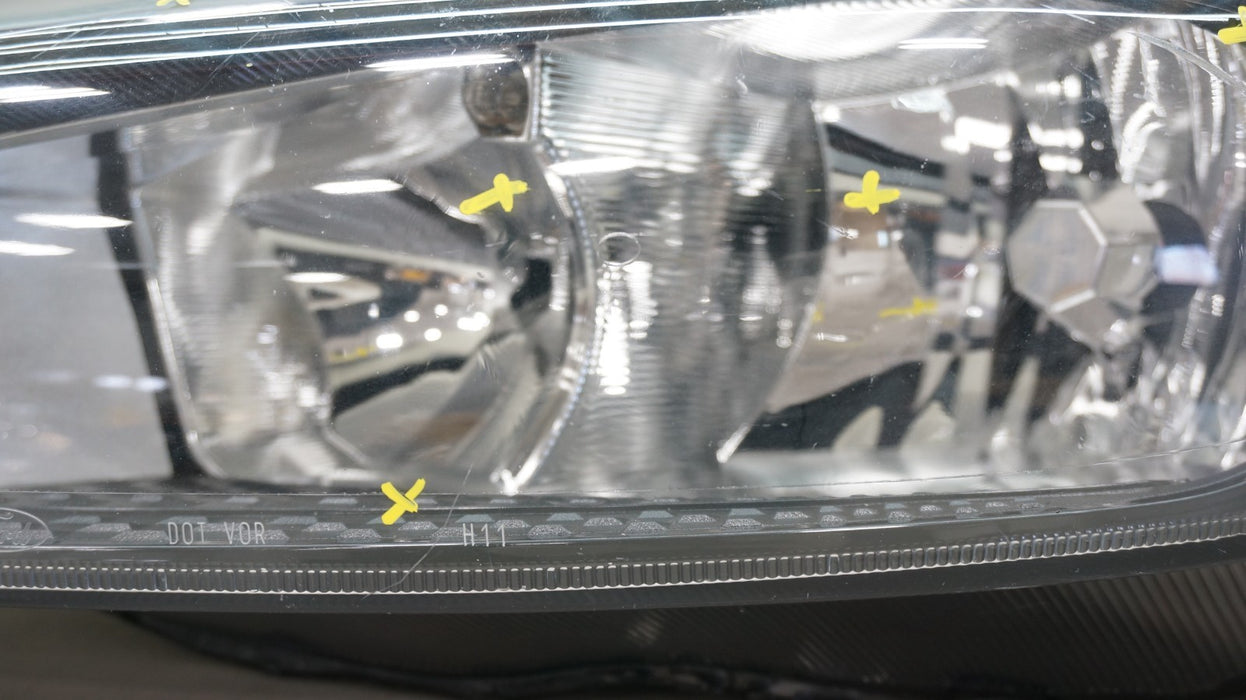 2015-2018 FORD FOCUS FRONT LEFT DRIVER SIDE HALOGEN HEADLIGHT OEM F1EB-13W030