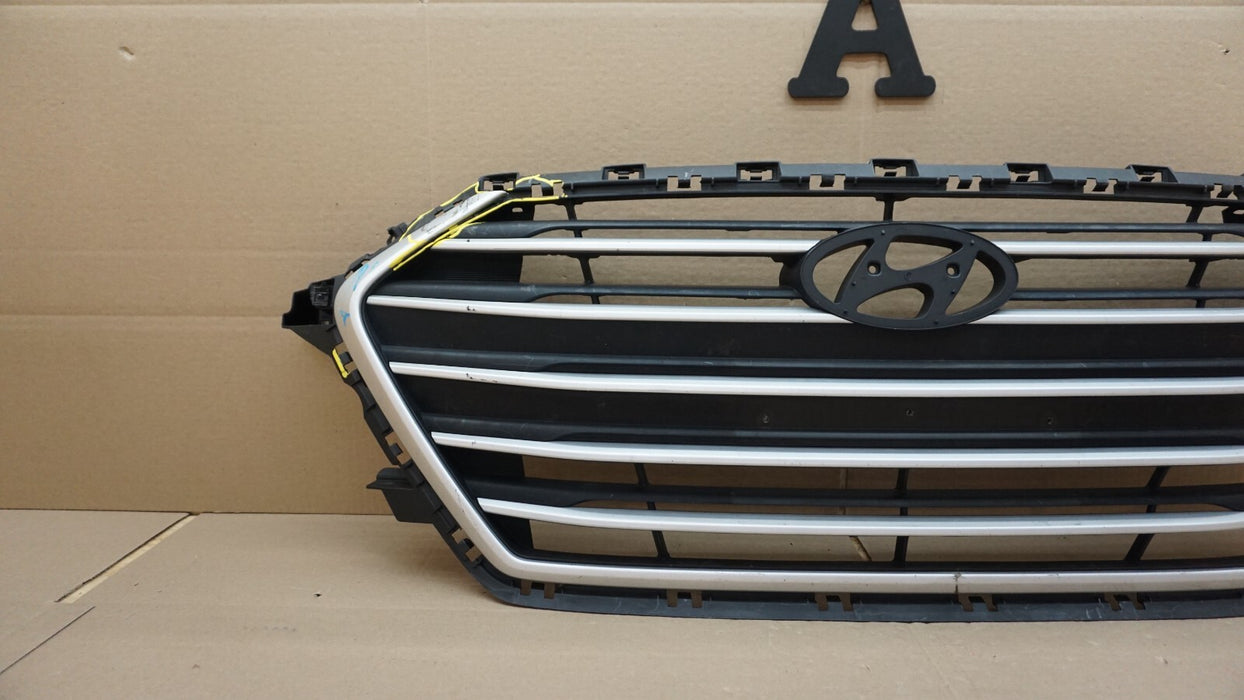 2017-2018 HYUNDAI ELANTRA SEDAN FRONT CENTER GRILLE GRILL 86351-F2000 OEM 17 18