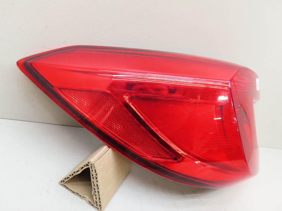 2018-2022 HONDA ACCORD REAR LEFT DRIVER SIDE TAIL LIGHT OUTER OEM
