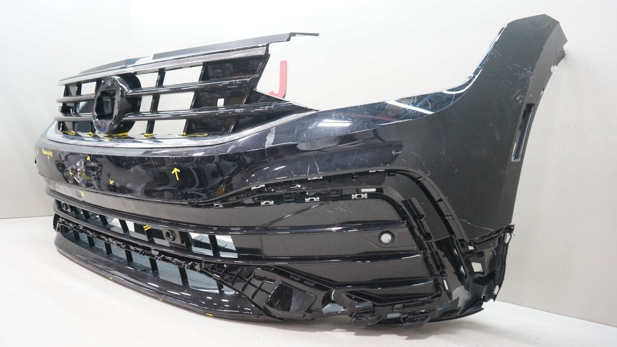 2022-2024 VOLKSWAGEN TIGUAN R LINE FRONT BUMPER COVER WITH GRILLE OEM