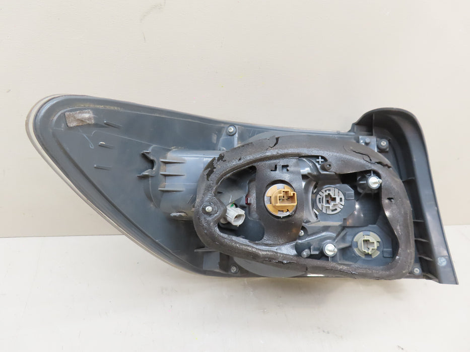 2007-2009 MAZDA CX7 CX-7 REAR RIGHT PASSENGER TAIL LIGHT OUTER OEM
