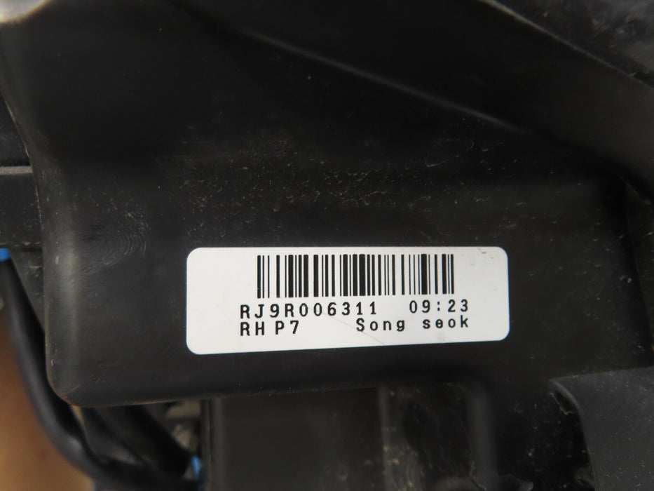 2017-2019 NISSAN ROGUE FRONT RIGHT SIDE HEADLIGHT LAMP HALOGEN OEM 1011-500536