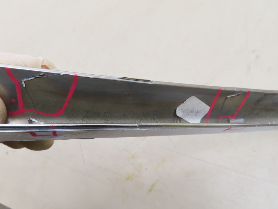 2017-2019 HONDA CR-V FRONT RIGHT RADIATOR GRILLE MOLDING TRIM OEM 71123-TLA-A000