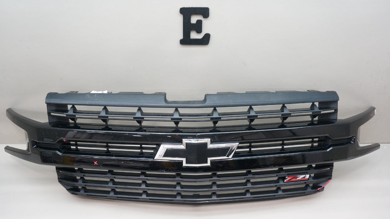 2019-2021 CHEVROLET SILVERADO 1500 FRONT RADIATOR GRILLE GRILL 84128450 OEM
