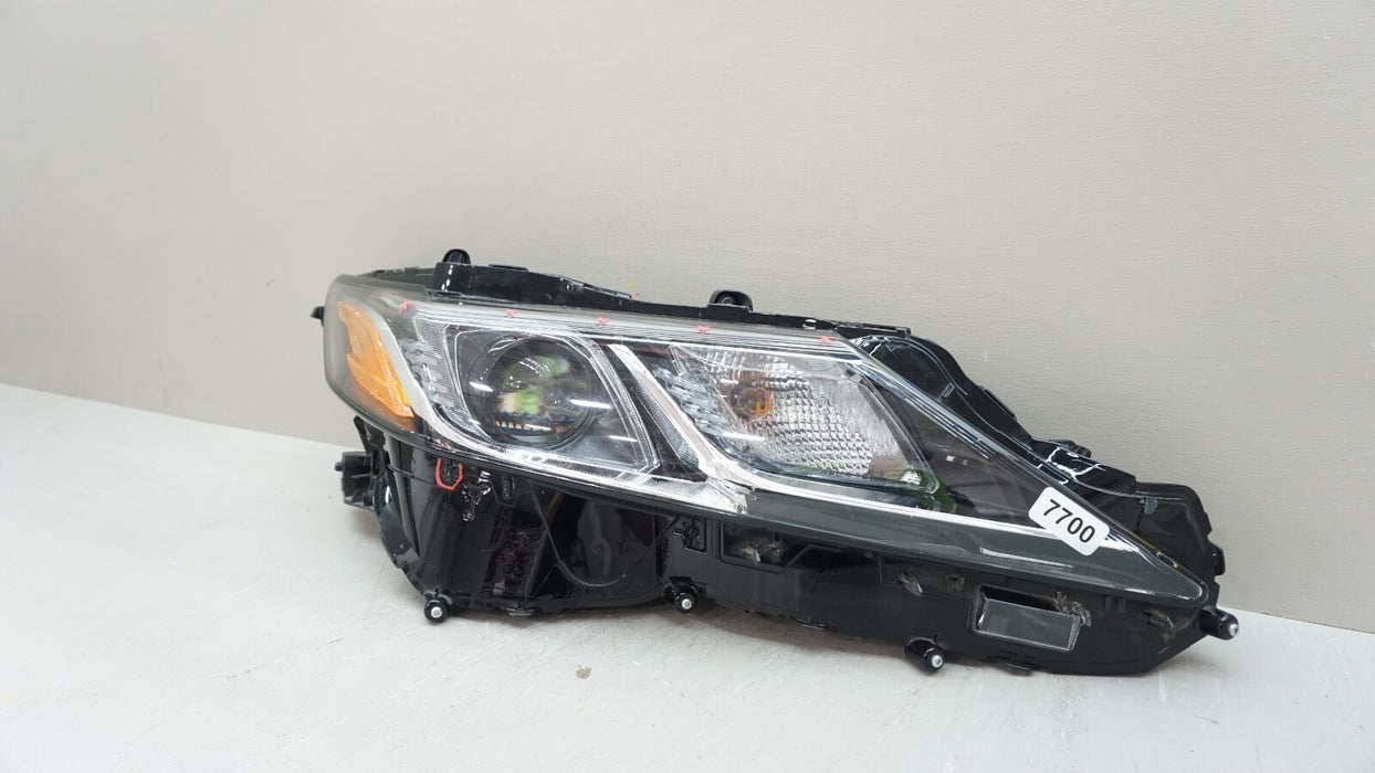 2018-2021 TOYOTA CAMRY FRONT RH RIGHT PASSENGER SIDE HALOGEN HEADLIGHT OEM