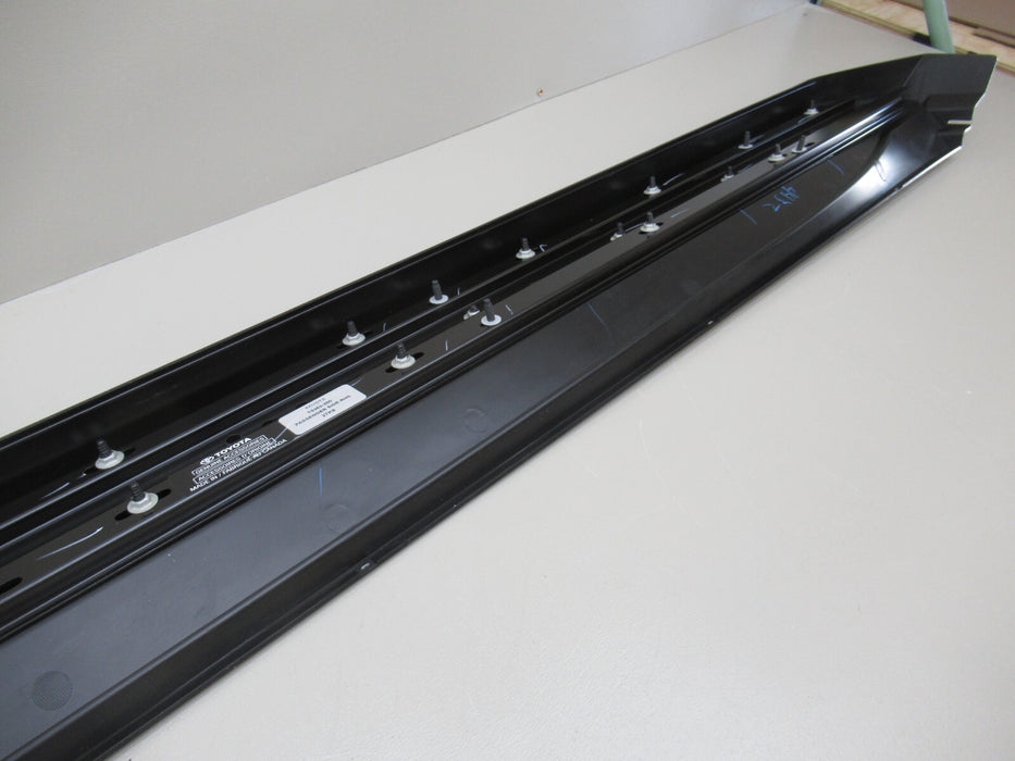 2014-2019 TOYOTA HIGHLANDER RIGHT SIDE RUNNING BOARD STEP BAR W/ BRACKETS OEM