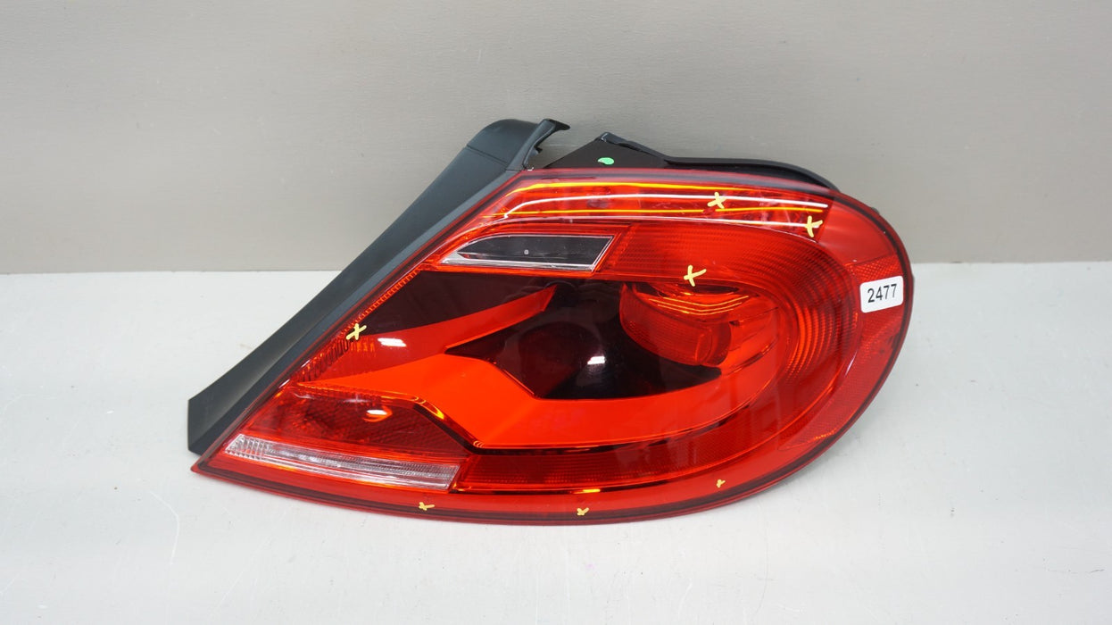2012-2016 VOLKSWAGEN BETTLE REAR RIGHT PASSENGER SIDE TAIL LIGHT OEM