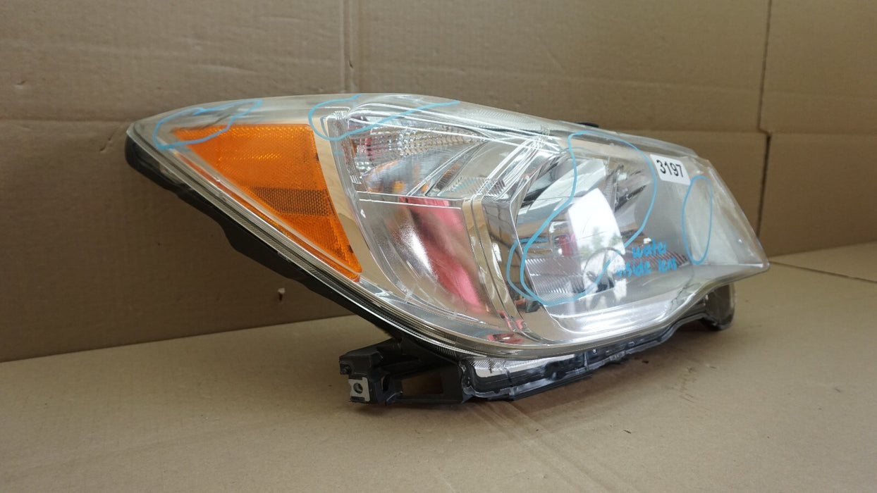 2014-2016 SUBARU FORESTER RIGHT PASSENGER SIDE HEADLIGHT HALOGEN LAMP LIGHT OEM