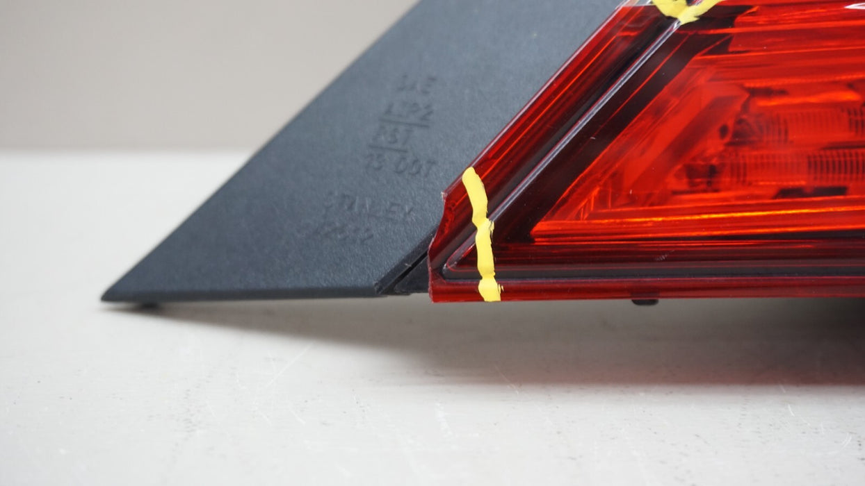 2016-2021 HONDA CIVIC SEDAN REAR RH RIGHT PASSENGER SIDE TAIL LIGHT OEM