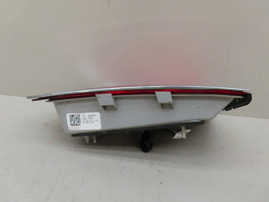2008 - 2012 BUICK ENCLAVE RIGHT PASSENGER SIDE BACK UP INNER TAIL LIGHT OEM
