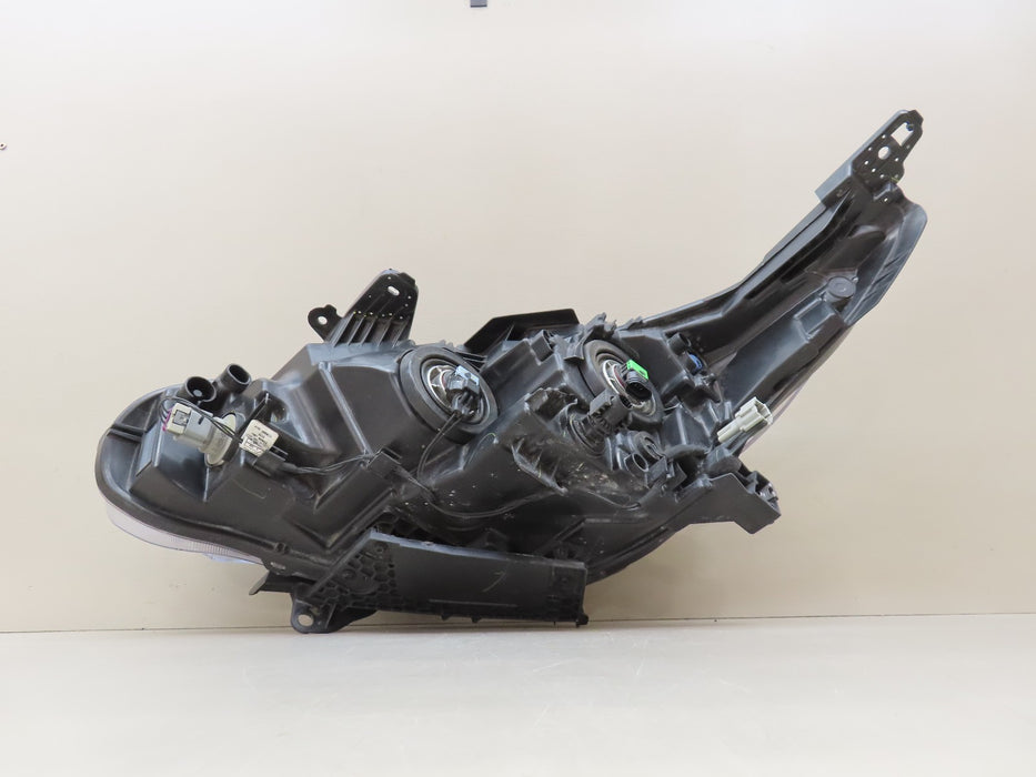 2020-2023 NISSAN SENTRA FRONT RIGHT PASSENGER SIDE HEADLIGHT HALOGEN OEM 9337