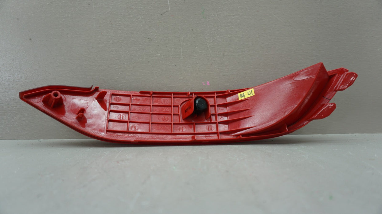 2016-2018 HYUNDAI TUCSON REAR LEFT DRIVER SIDE REFLECTOR OEM 92405-D3050