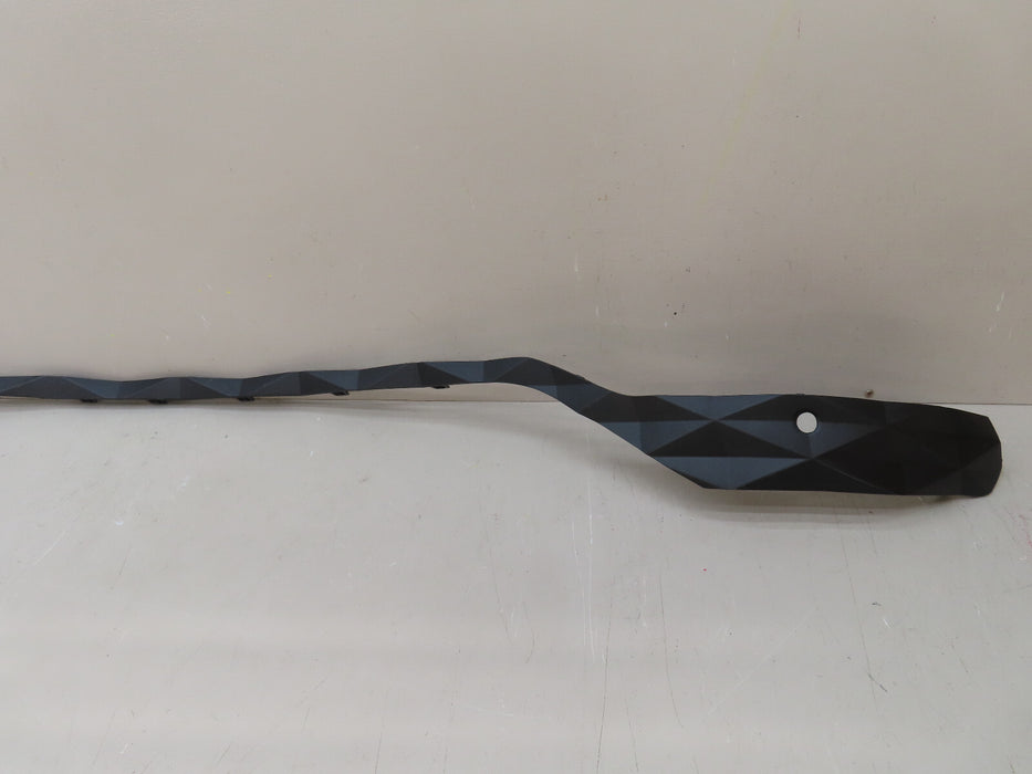 2022-2023 HYUNDAI TUCSON REAR CENTER BUMPER COVER MOLDING OEM 86696-N9050