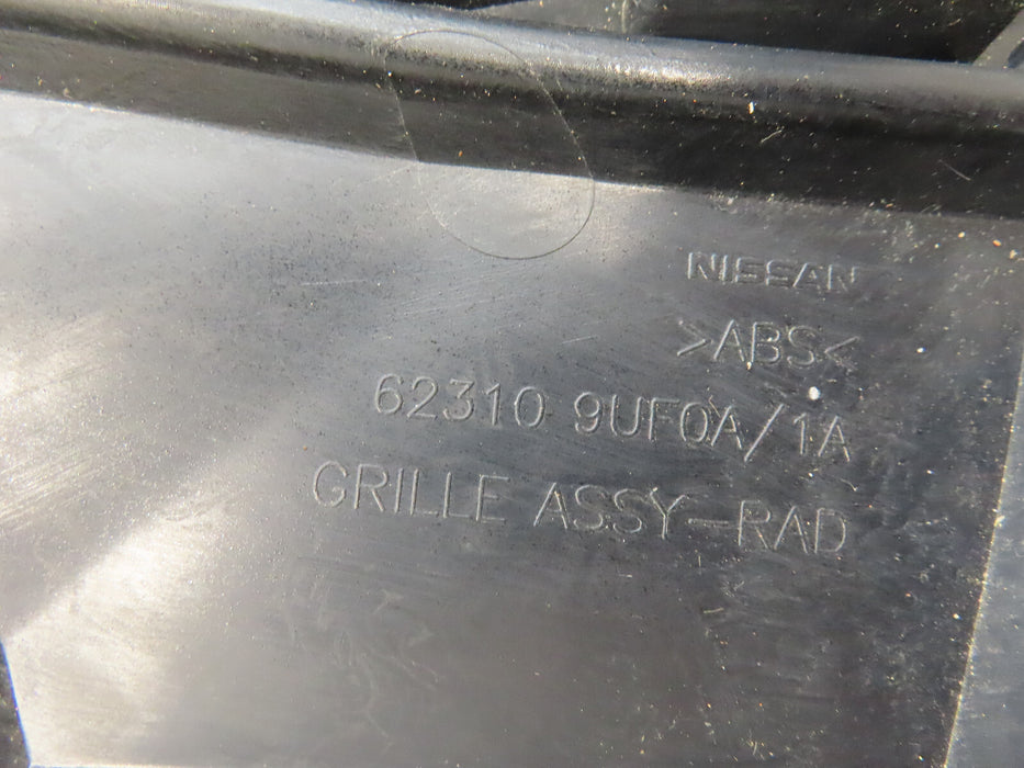 2019-2024 NISSAN MURANO FRONT UPPER RADIATOR GRILLE OEM 62310 9UF0A