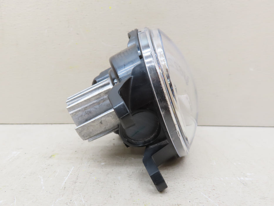 2021-2023 TOYOTA SIENNA FRONT RIGHT PASSENGER SIDE FOG LIGHT OEM 81210-08040