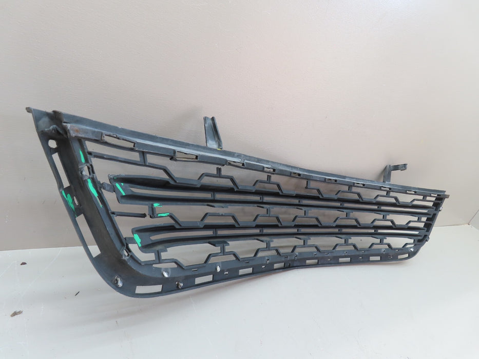 2013-2017 CHEVROLET TRAVERSE SUV FRONT LOWER BUMPER GRILLE GRILL OEM 20983791