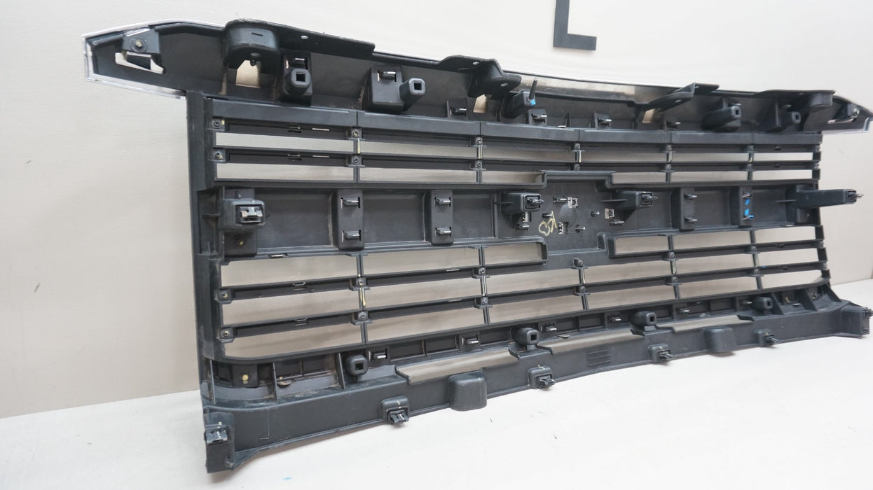 2015-2019 CHEVROLET SILVERADO 2500 3500 FRONT RADIATOR GRILLE OEM 22796386