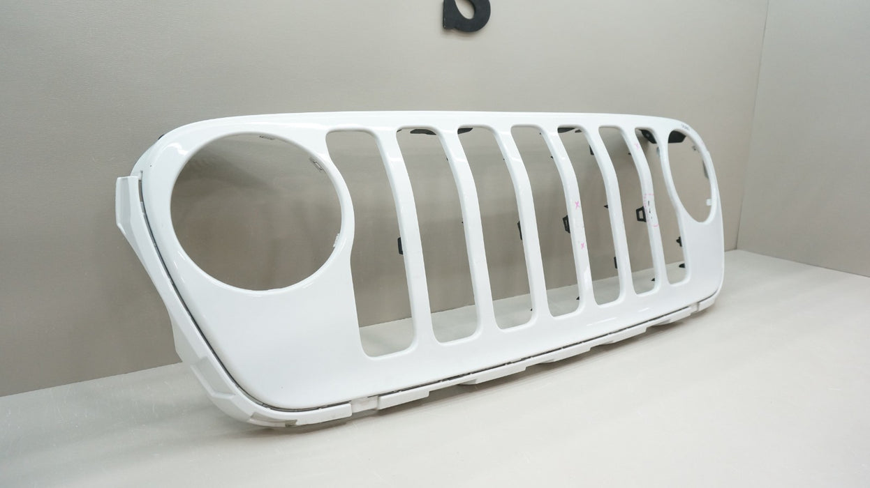 2018-2025 JEEP WRANGLER SAHARA FRONT RADIATOR GRILLE OEM 6BY79TRMAB