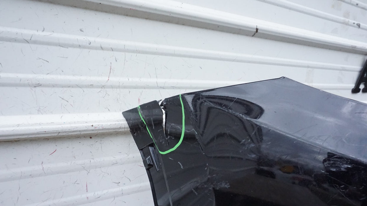 2017-2019 TOYOTA HIGHLANDER FORNT BUMPER COVER OEM 17 18 19