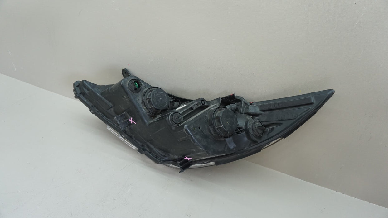 2011-2014 HYUNDAI SONATA RIGHT PASSENGER SIDE HEADLIGHT HALOGEN OEM 92102-3Q