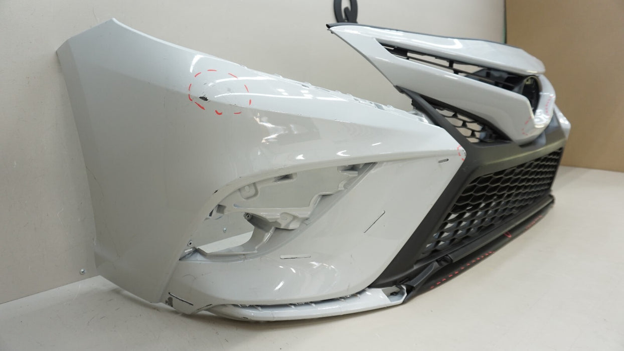 2018-2020 TOYOTA CAMRY SE XSE FRONT BUMPER COVER PANEL OEM 52119-06E20