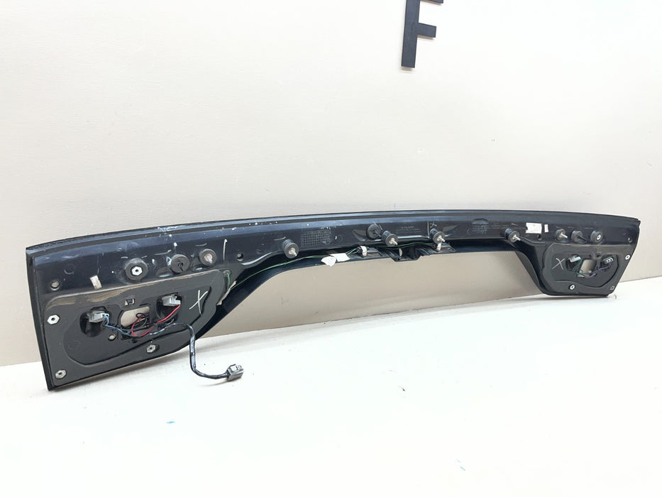 2014-2022 DODGE DURANGO REAR CENTER TAIL LIGHT 68155950AF OEM