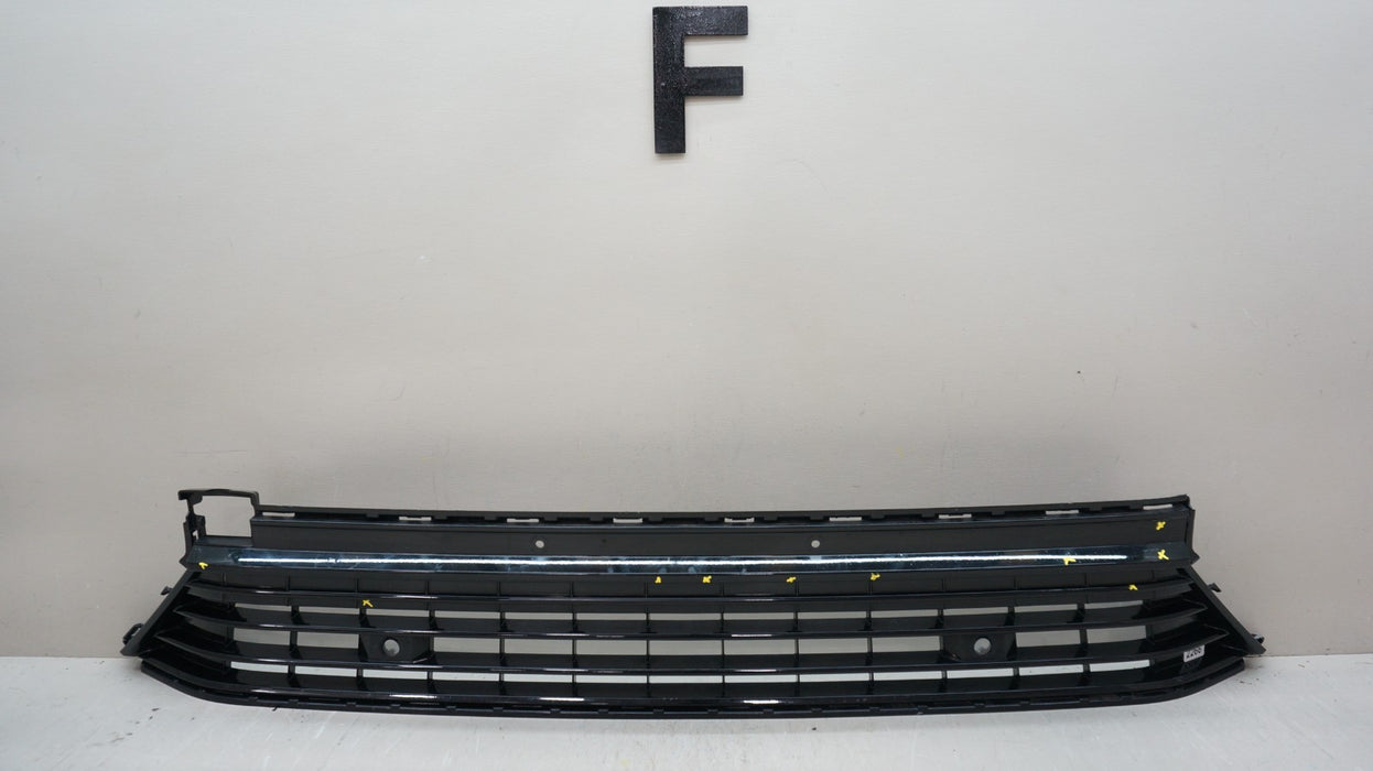 2020-2023 VOLKSWAGEN ATLAS FRONT LOWER BUMPER GRILLE GRILL 3CN853677 OEM