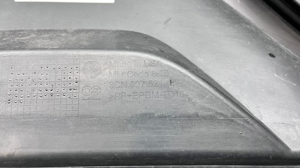 2022-2025 VOLKSWAGEN ATLAS REAR LOWER BUMPER VALANCE PANEL OEM 3CN.807.521.P