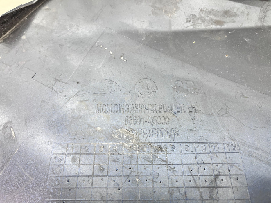 2021-2024 KIA SELTOS LH DRIVER REAR BUMPER CORNER CAP 86691-Q5000 OEM