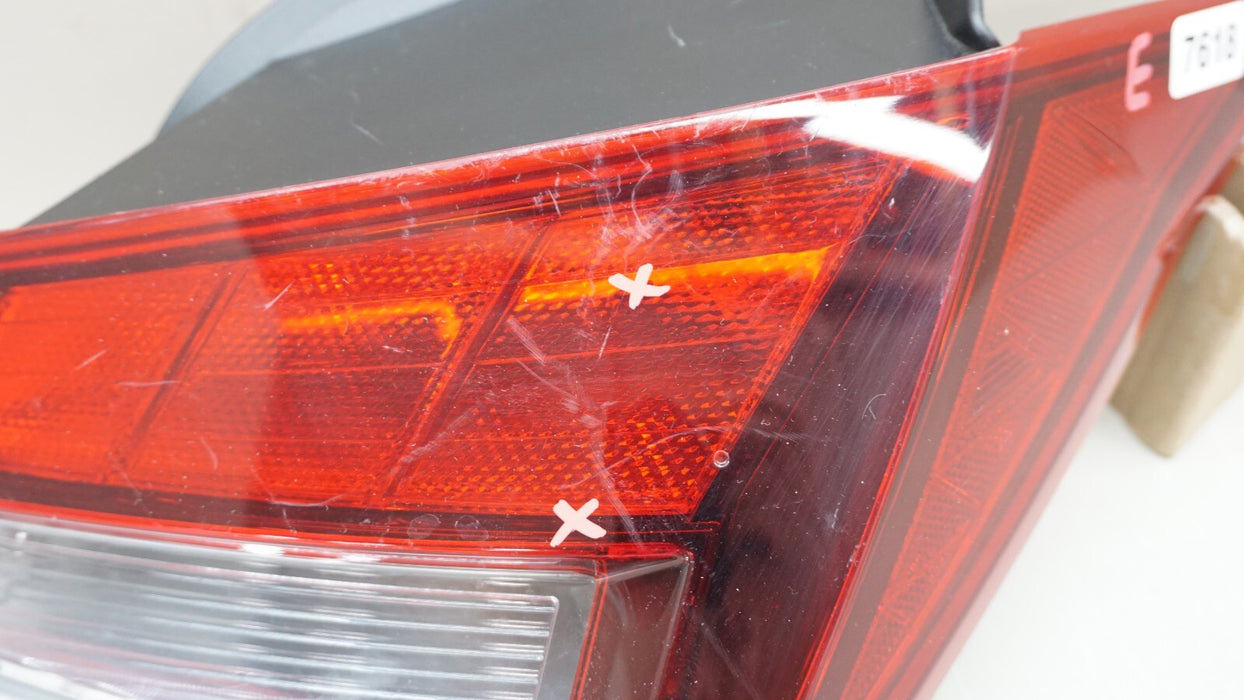 2021-2023 HYUNDAI ELANTRA REAR RH RIGHT PASSENGER SIDE OUTER TAIL LIGHT OEM