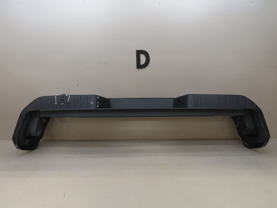 2020 2021 2022 GMC-CHEVROLET SIERRA/SILVERADO 2500/3500 REAR BUMPER COVER OEM