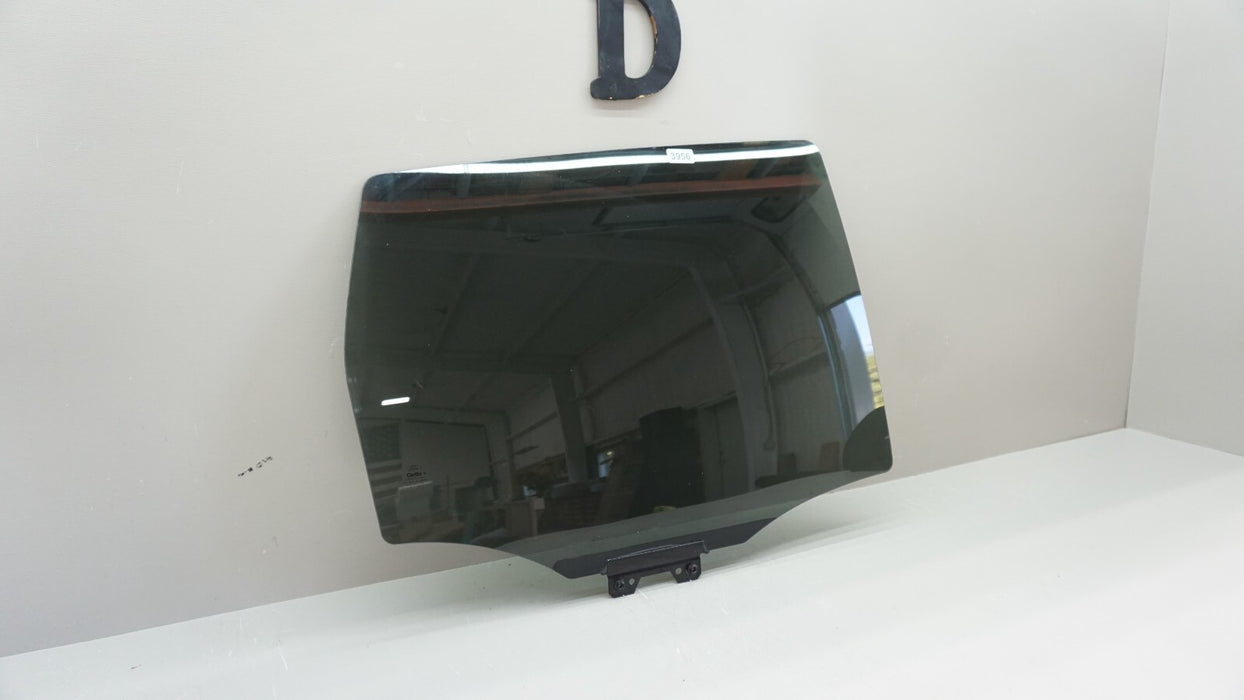 2013-2016 FORD ESCAPE REAR RIGHT PASSENGER SIDE DOOR WINDOW GLASS OEM