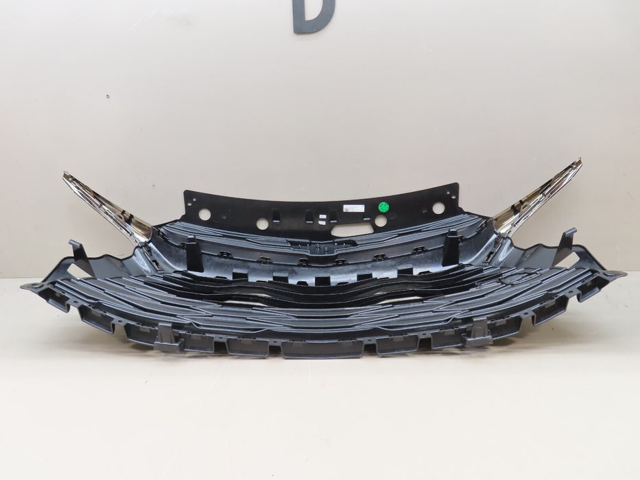 2021-2022 CHEVROLET TRAILBLAZER RS FRONT BUMPER GRILLE W/ EMBLEM OEM 42797386